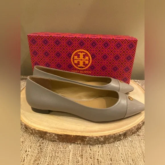 Tory Burch Everly Pointed Patent Toe Flat Shoe Leather French Grey Sz-7.5 New ￼